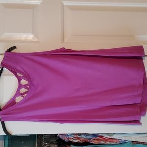 Pink work out top never worn